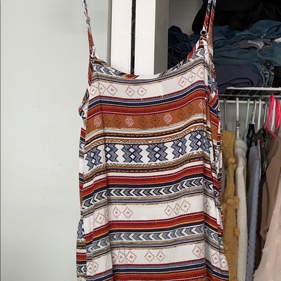 Patterned top - Picture 2 of 3